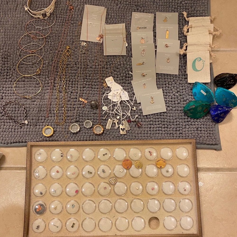 ORIGAMI OWL LOT! Tons of jewelry!